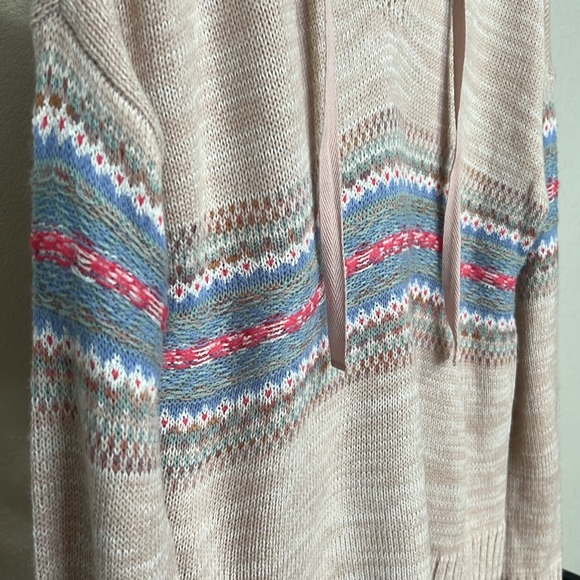 Women’s Hooded Lightweight Spring Sweater - Picture 1 of 6